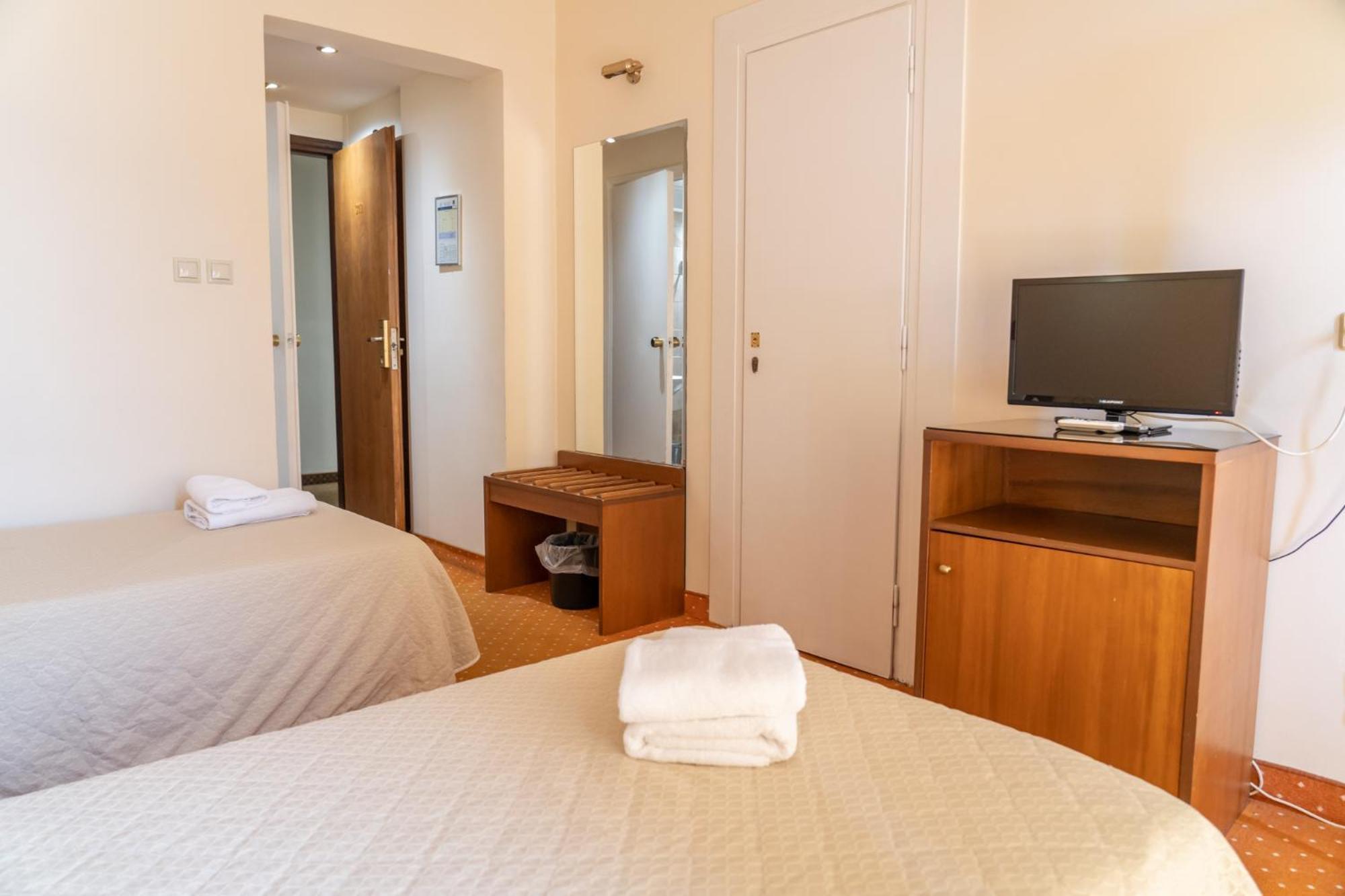 Отель Four Seasons Афины