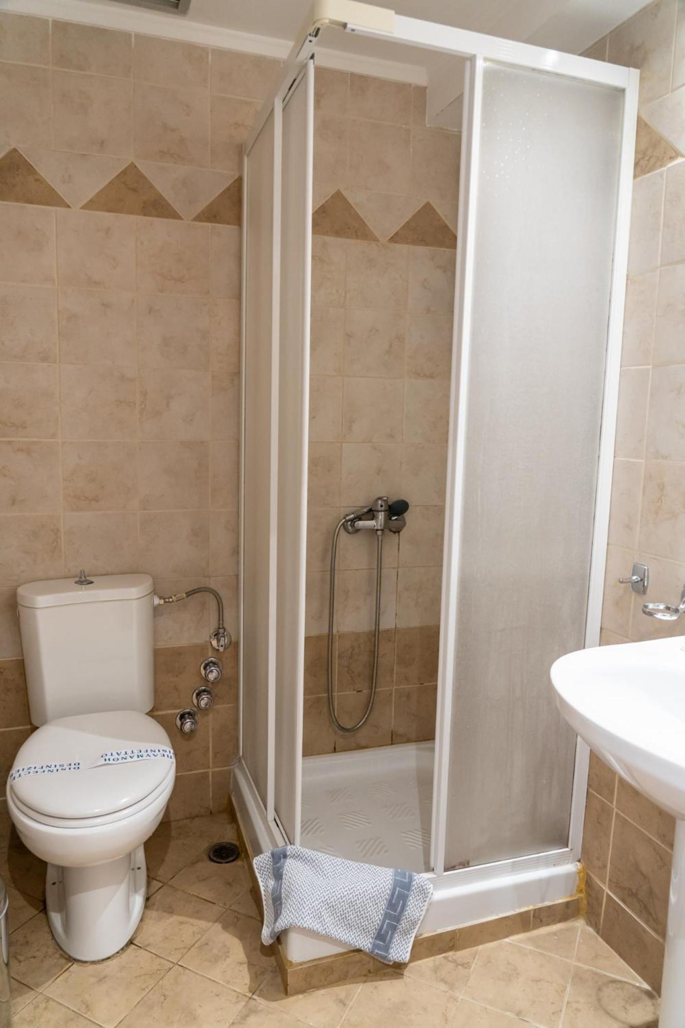 Отель Four Seasons Афины